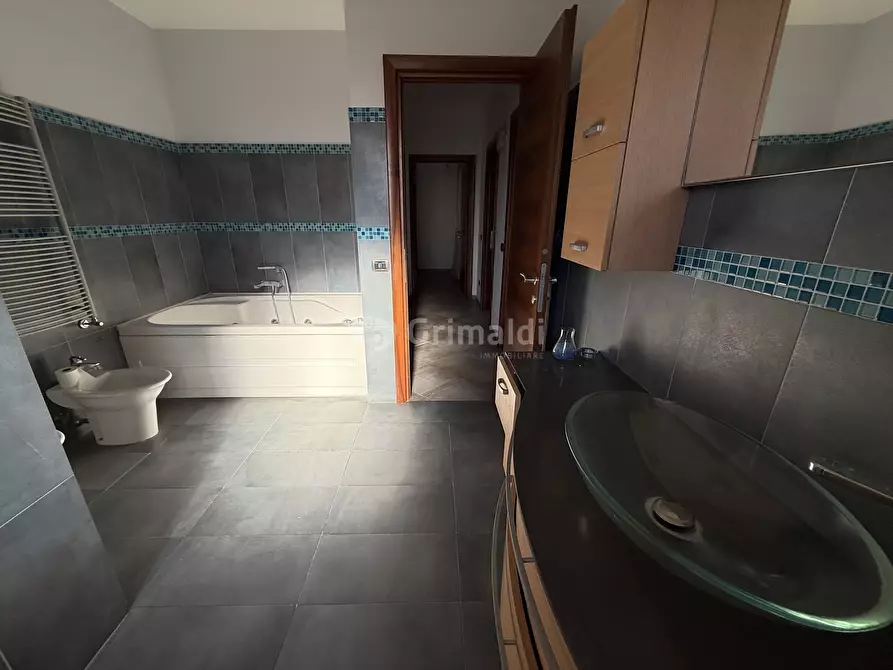 Immagine 20 di Casa bifamiliare in affitto  in Via Tagliamento 18 a Nettuno