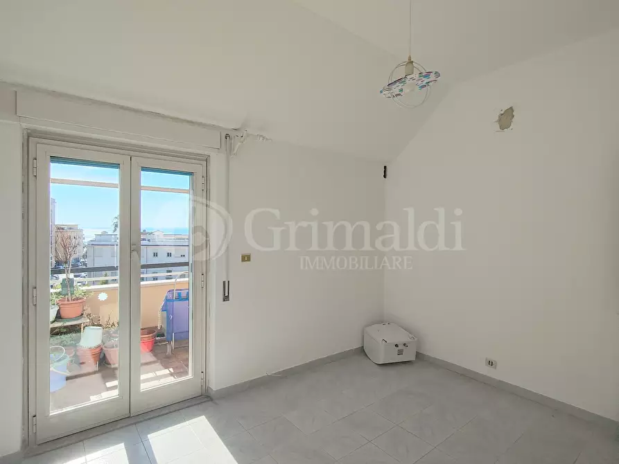 Immagine 9 di Attico in vendita  in Piazza Cavalieri Vittorio Veneto 8 a Nettuno