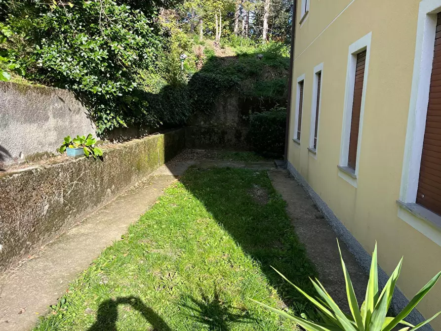 Immagine 14 di Bilocale in vendita  in Villaggio la Crocetta Tavarone 6 a Maissana