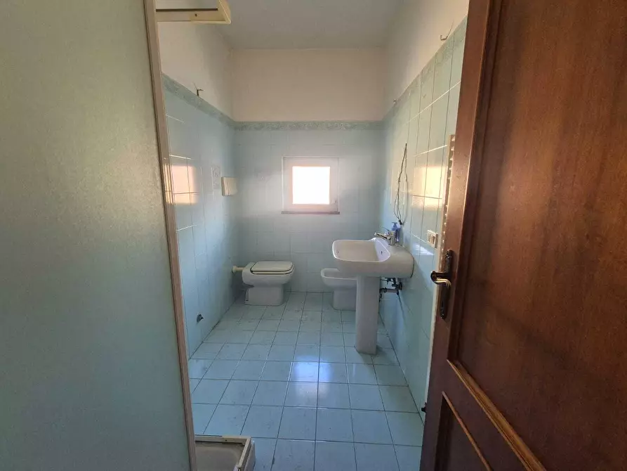 Immagine 9 di Bilocale in vendita  in Via Bruno Primi 12 a Sestri Levante