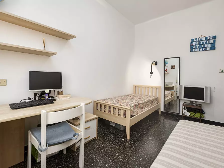 Immagine 13 di Appartamento in vendita  in Via Piacenza 2 a Sestri Levante