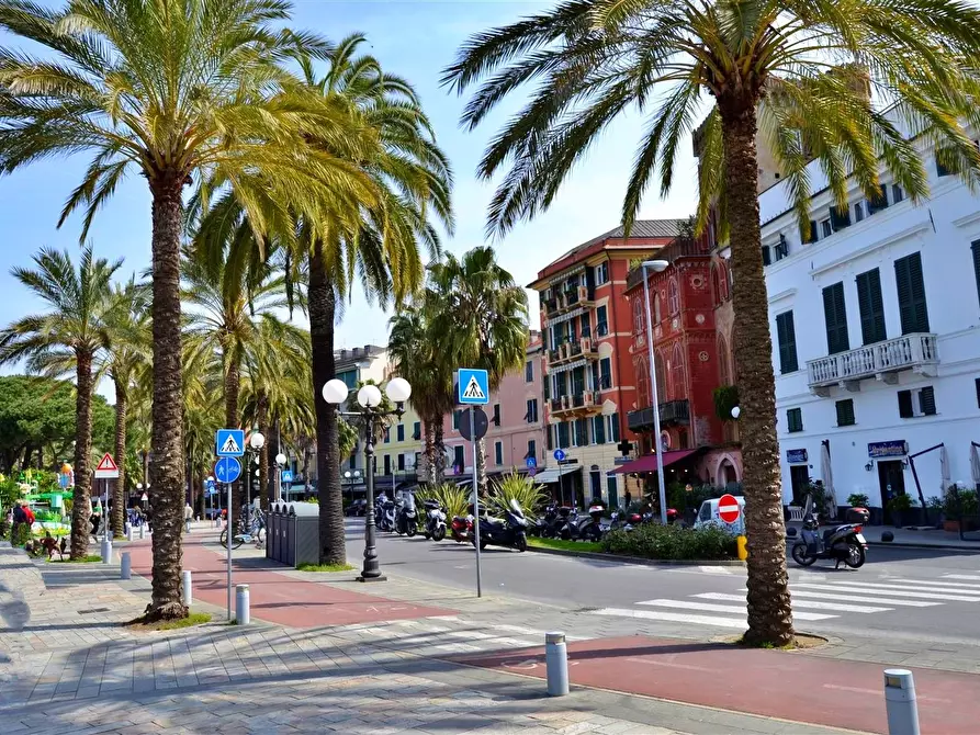 Immagine 2 di Appartamento in vendita  in Via Vittorio Veneto 44 a Sestri Levante