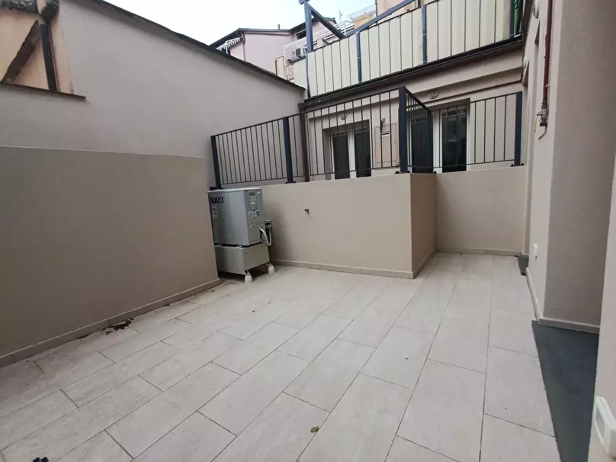 Immagine 13 di Loft/Open space in vendita  in Viale Dante Alighieri 31 a Sestri Levante