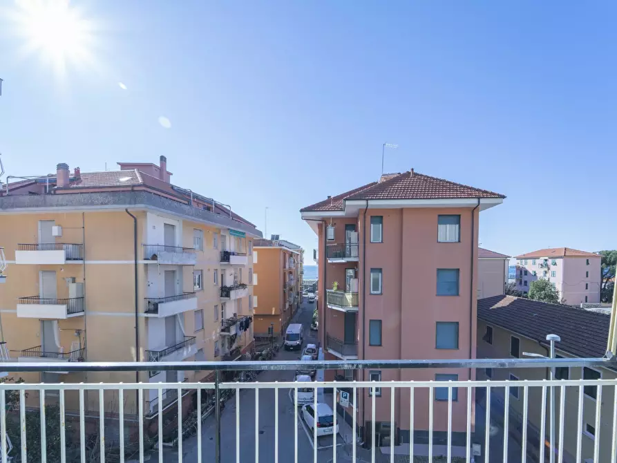 Immagine 20 di Trilocale in vendita  in Via Modena 10 a Lavagna