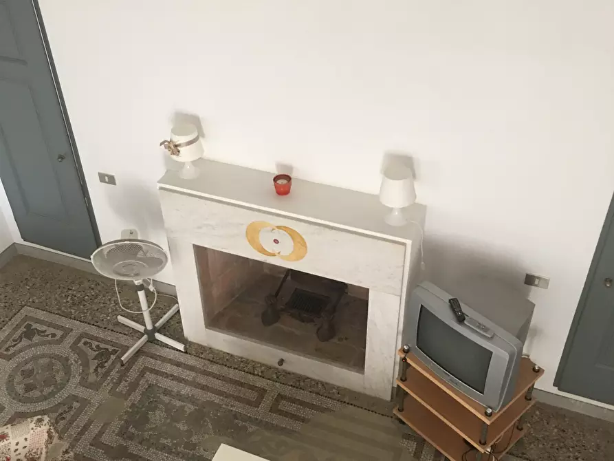 Immagine 5 di Loft/Open space in affitto  a Livorno