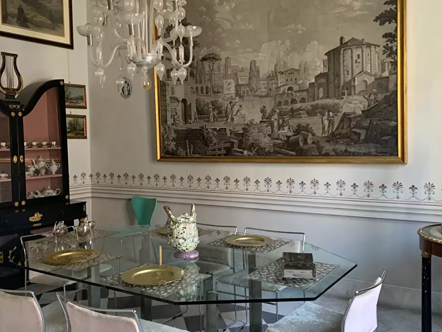 Immagine 20 di Pentalocale in vendita  a Livorno