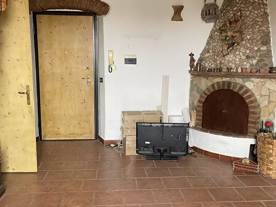 Immagine 4 di Monolocale in vendita  a Livorno