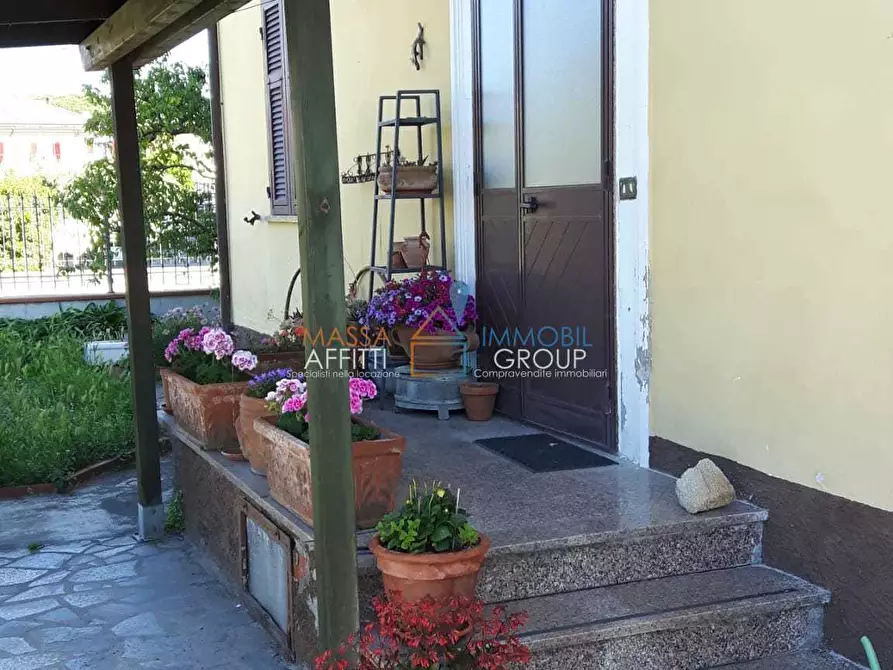 Immagine 15 di Casa indipendente in vendita  in Via Fossone Basso 6/1 a Carrara