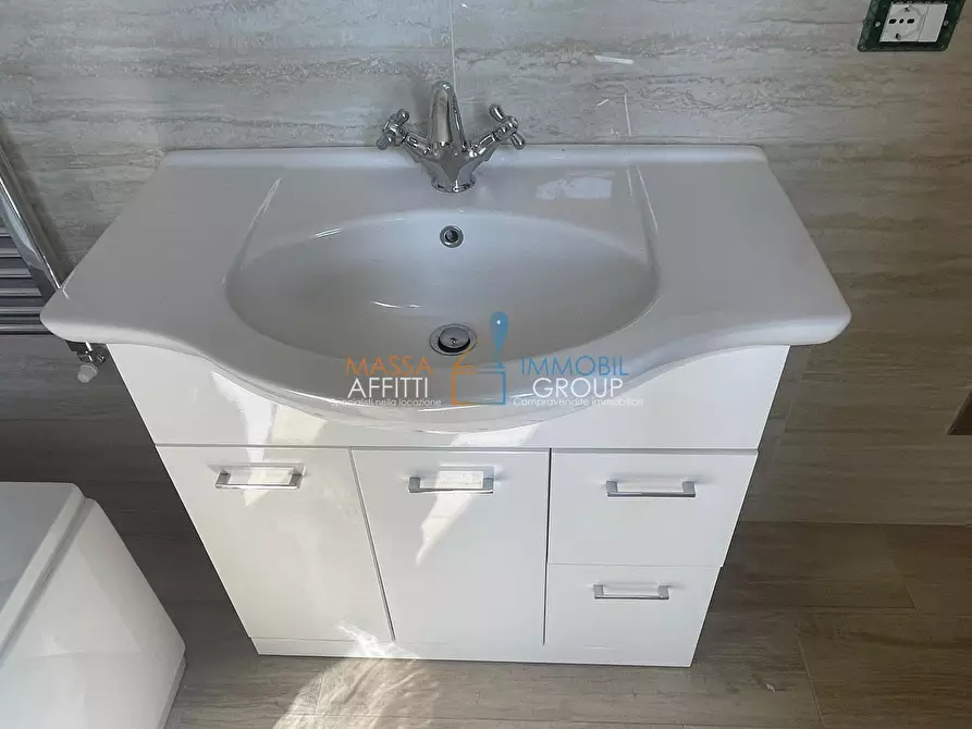 Immagine 57 di Villa in vendita  in Via Romana 11 a Pietrasanta