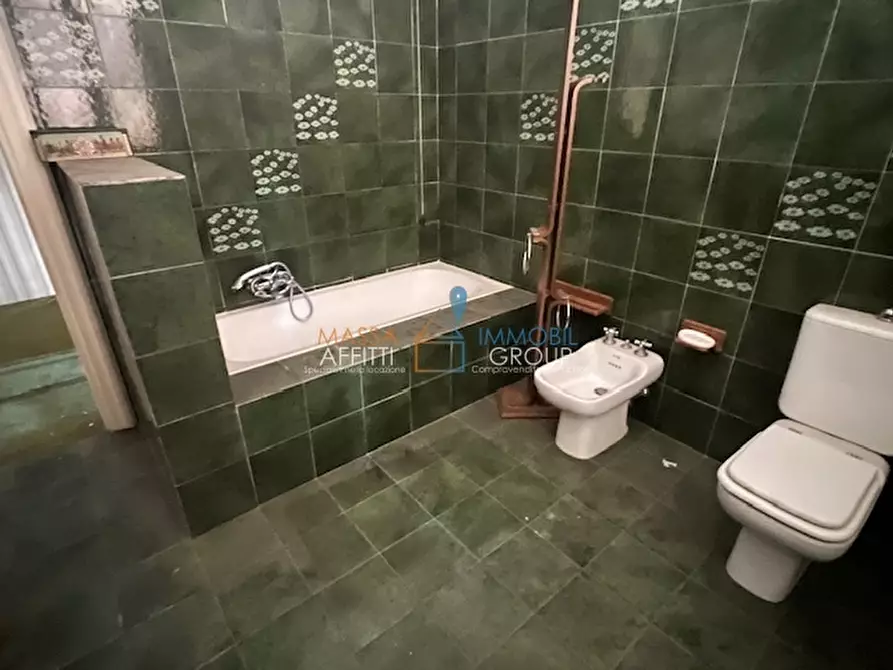 Immagine 26 di Villetta a schiera in vendita  in Via Pietro Pellegrini 17 a Massa