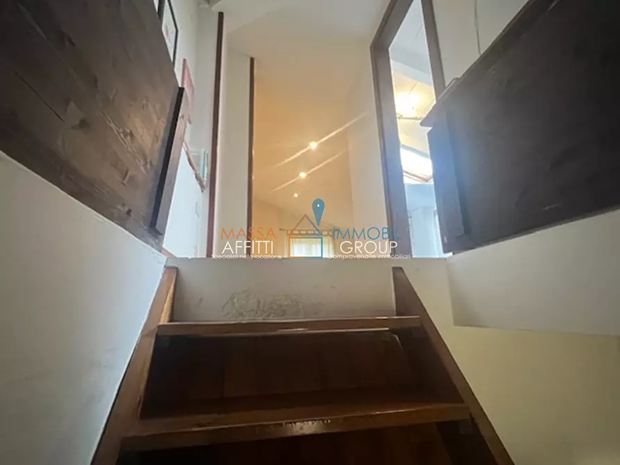 Immagine 42 di Porzione di casa in vendita  in Via Celia 1 a Massa