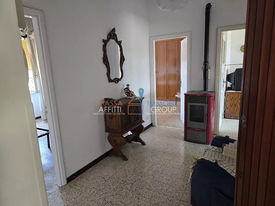 Immagine 1 di Quadrilocale in vendita  in Via Gioconda 13 a Massa