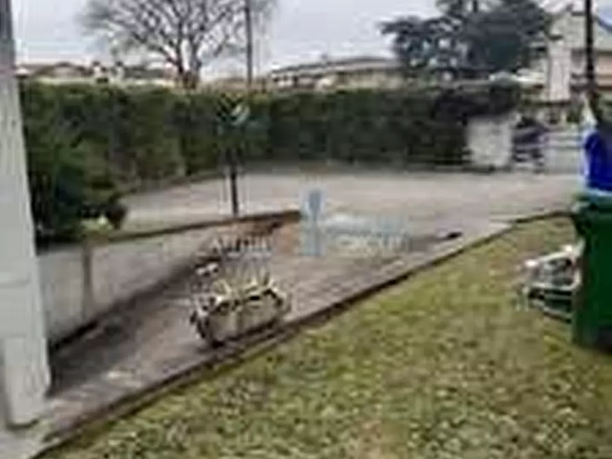 Immagine 3 di Quadrilocale in vendita  in Via Fossone 31 a Massa