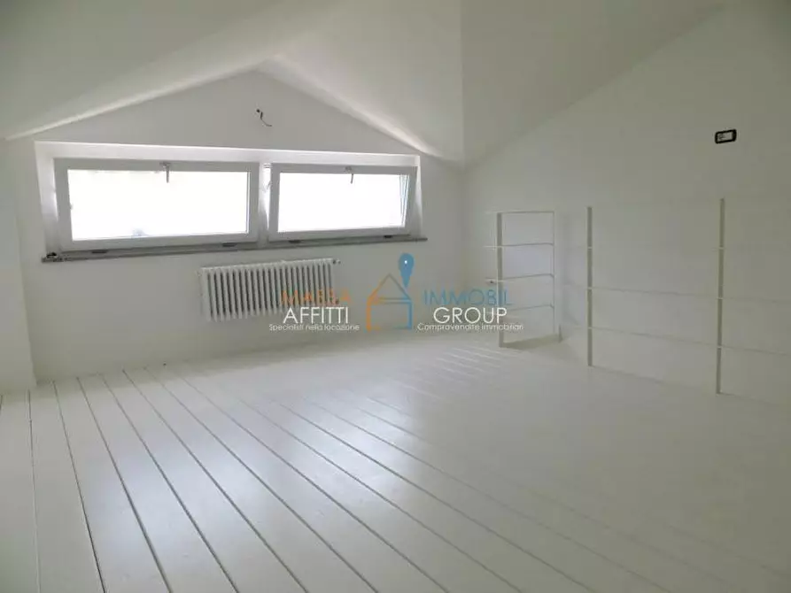 Immagine 35 di Villa in vendita  in Via XX Settembre 14 a Montignoso