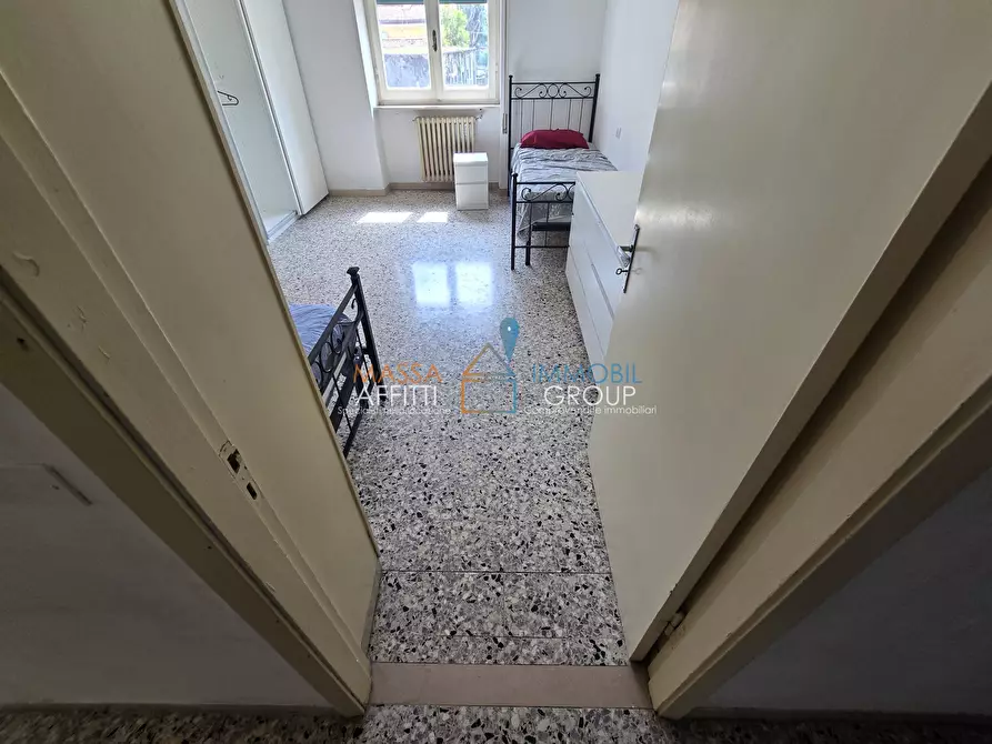 Immagine 4 di Pentalocale in affitto  in Via Giuseppe Garibaldi 10 a Carrara