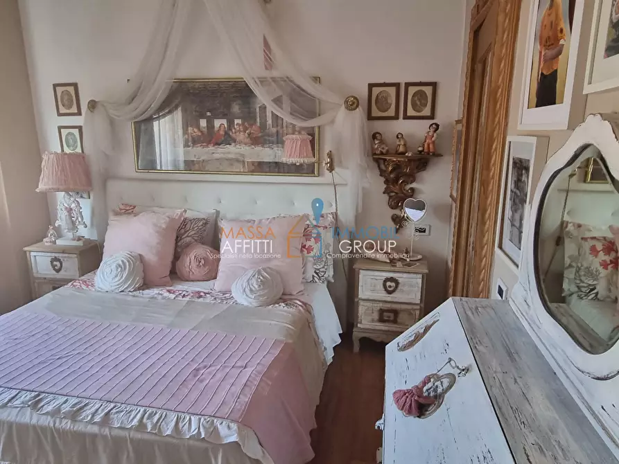 Immagine 19 di Quadrilocale in vendita  in via carlo alberto sarteschi 15 a Carrara