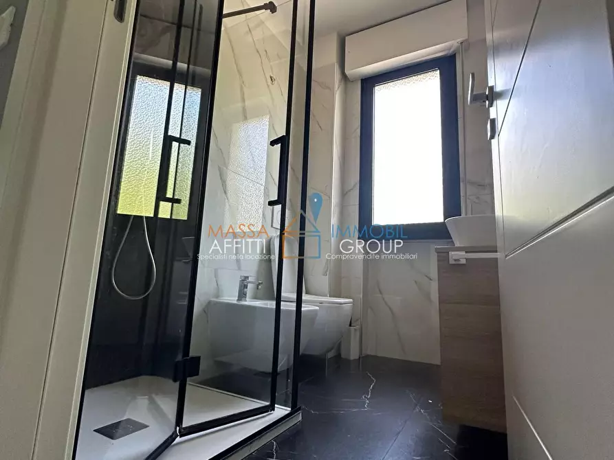 Immagine 11 di Trilocale in vendita  in Via del Mare 14 a Massa