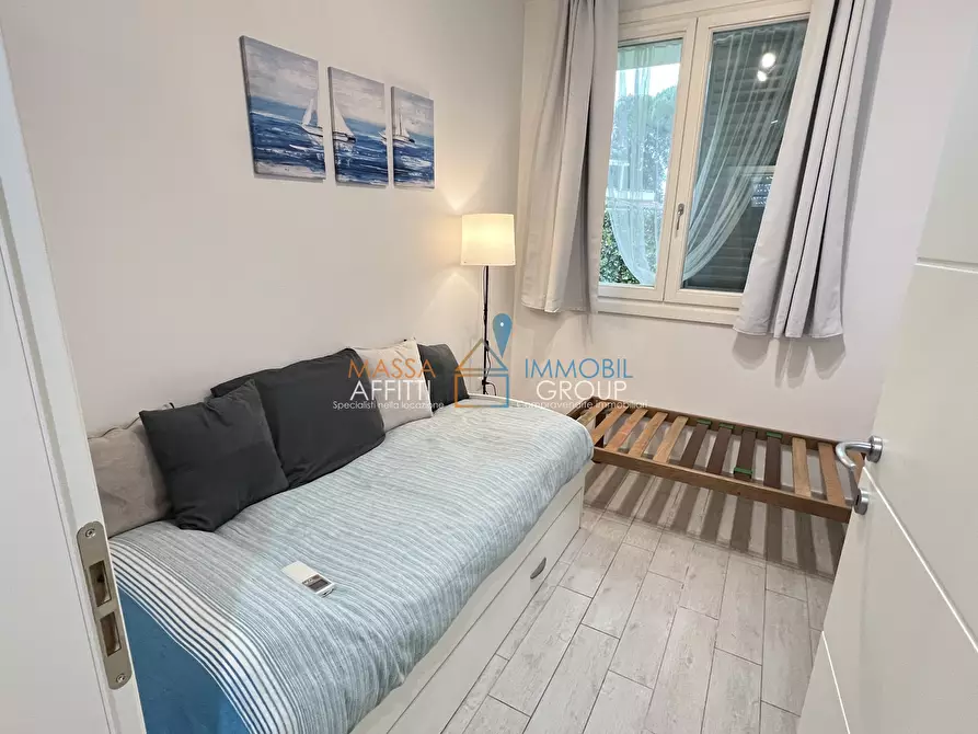 Immagine 14 di Trilocale in vendita  in Via Poveromo 20 a Massa