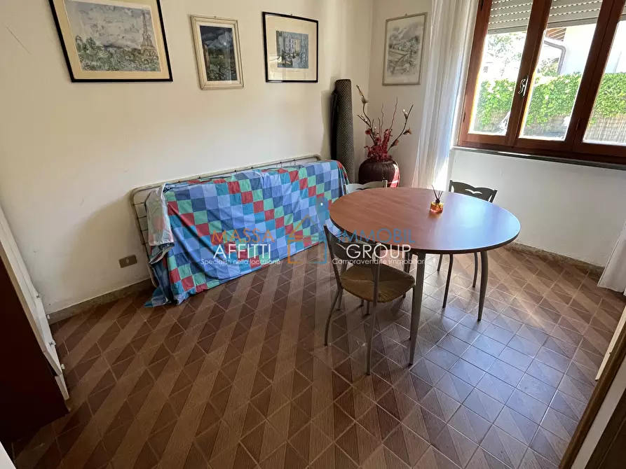 Immagine 14 di Quadrilocale in vendita  in Via Arezzo 94 a Massa