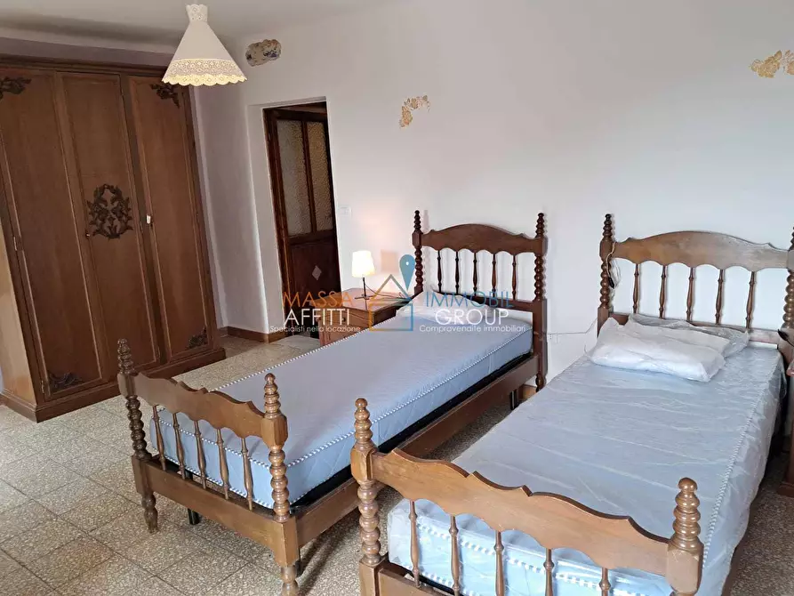 Immagine 13 di Porzione di casa in vendita  in Via dei Colli 141 a Massa