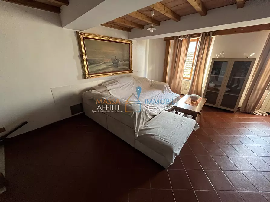 Immagine 3 di Terratetto in vendita  in Via dei Colli 141 a Massa