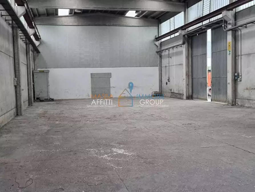 Immagine 11 di Attività artigianale in affitto  in Via Longobarda 19 a Massa