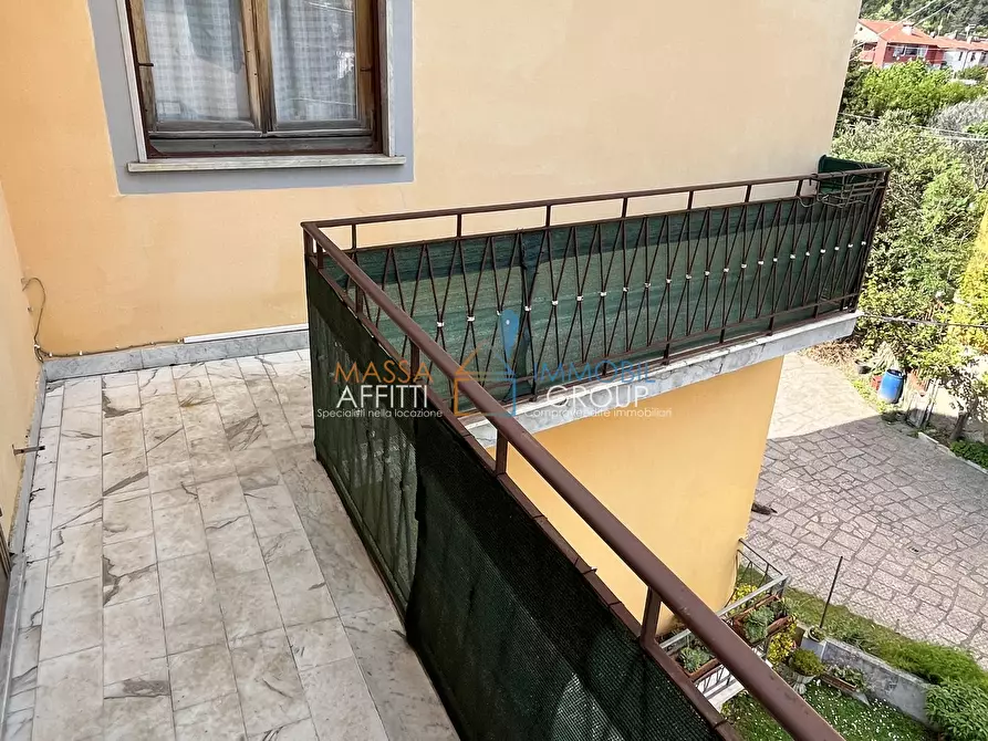 Immagine 4 di Pentalocale in vendita  in Via Francesco Lemmi 4 a Massa