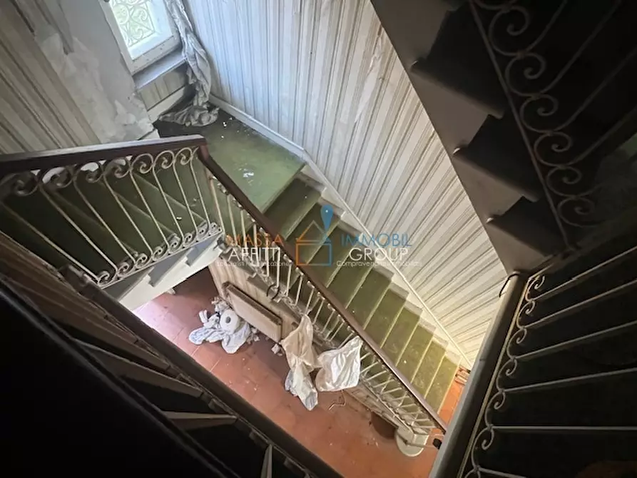 Immagine 21 di Villetta a schiera in vendita  in Via Pietro Pellegrini 17 a Massa