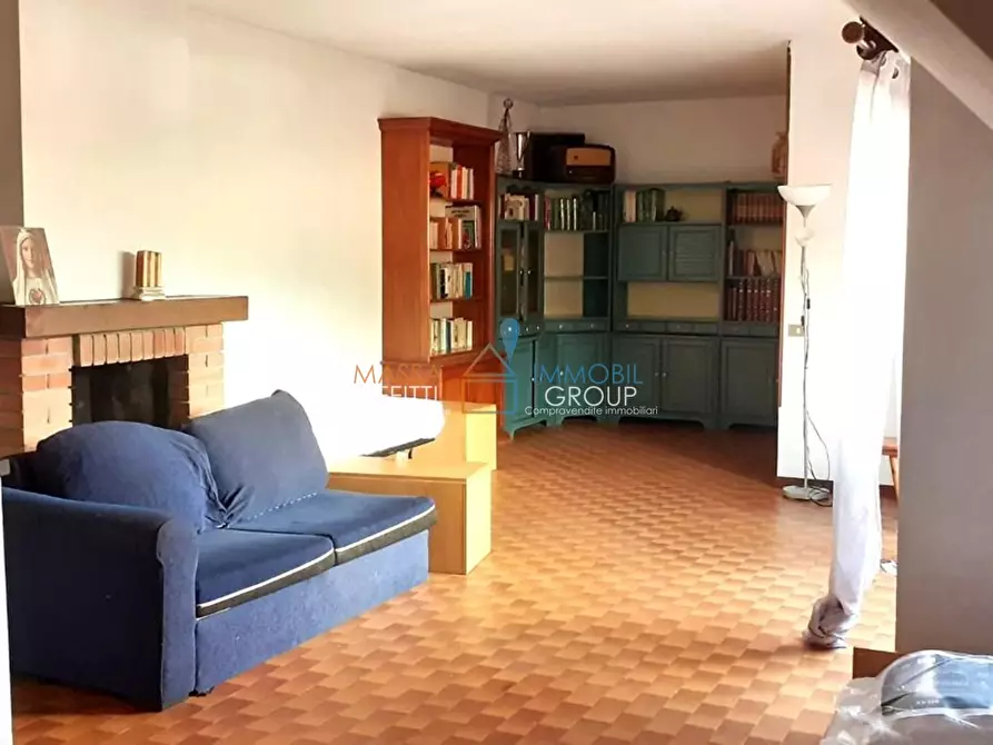 Immagine 14 di Appartamento in vendita  in Via Romana 50 a Massa