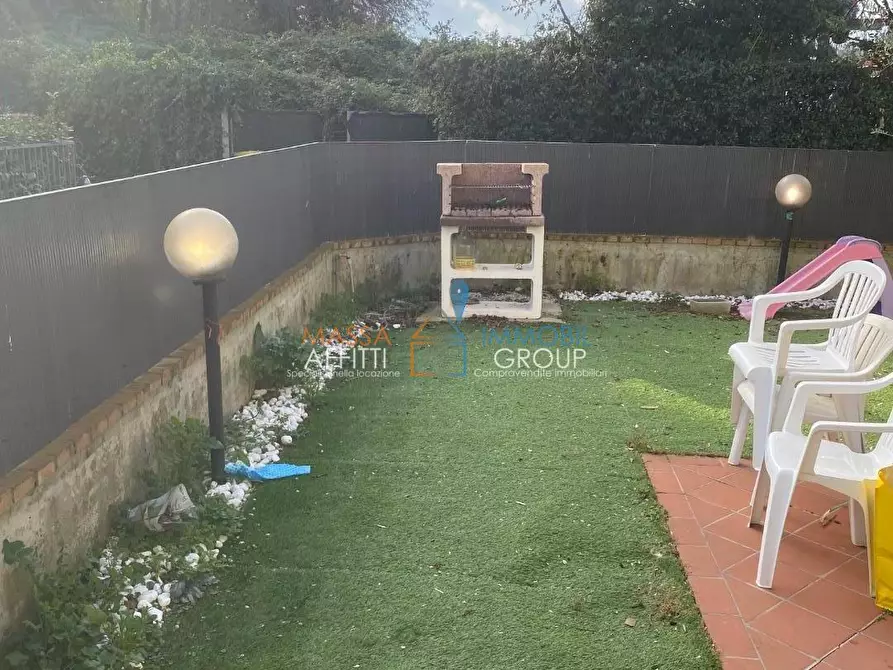 Immagine 5 di Quadrilocale in vendita  in Via Fiume 90 a Massa