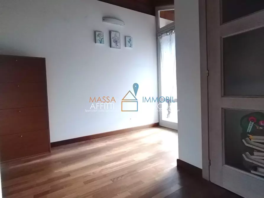 Immagine 29 di Porzione di casa in vendita  in Via Benedetto Croce 14 a Massa