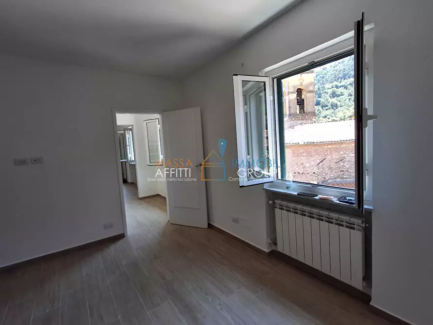 Immagine 3 di Bilocale in vendita  in Via Carlo Cafiero 22 a Carrara