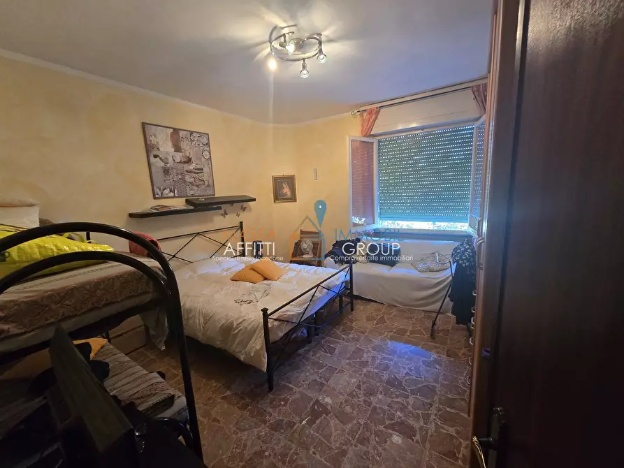 Immagine 14 di Bilocale in vendita  in Via Luni 60 a Massa