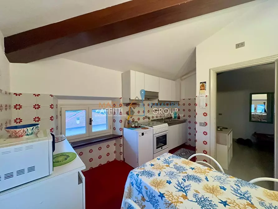 Immagine 9 di Pentalocale in vendita  in Via Michelangelo Buonarroti 12 a Forte Dei Marmi