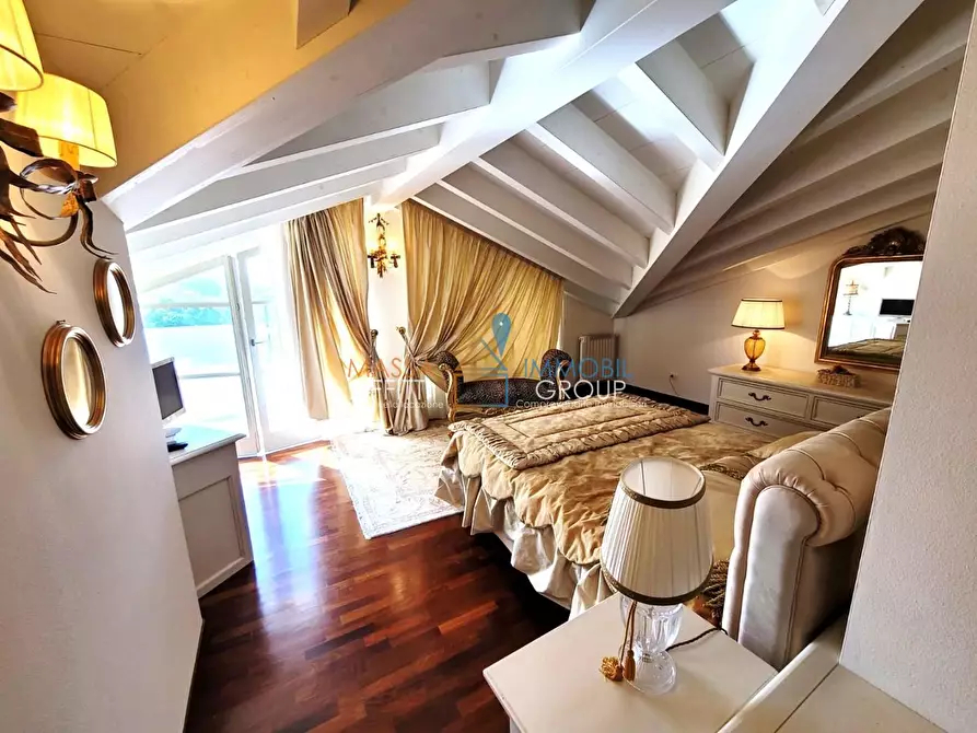 Immagine 25 di Appartamento in vendita  in Villaggio Apuano 51 a Massa