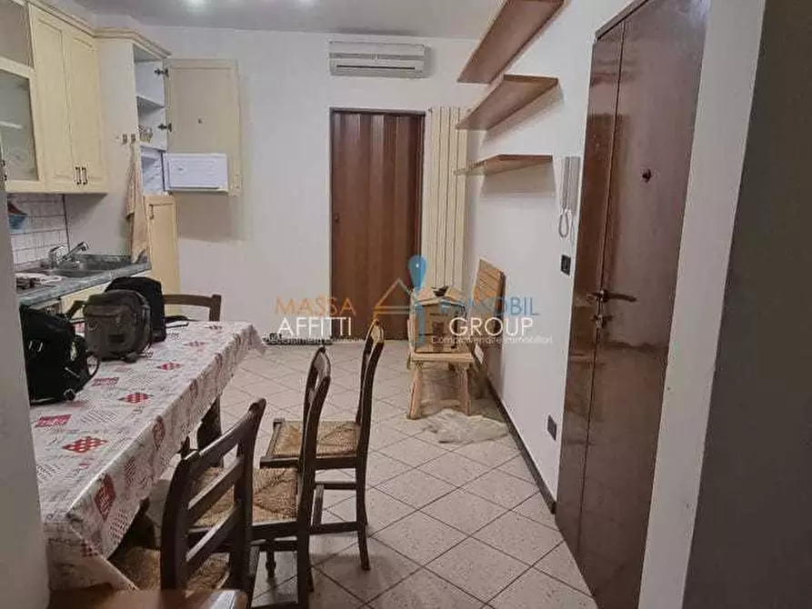 Immagine 3 di Trilocale in vendita  in Viale XX Settembre 31A a Carrara