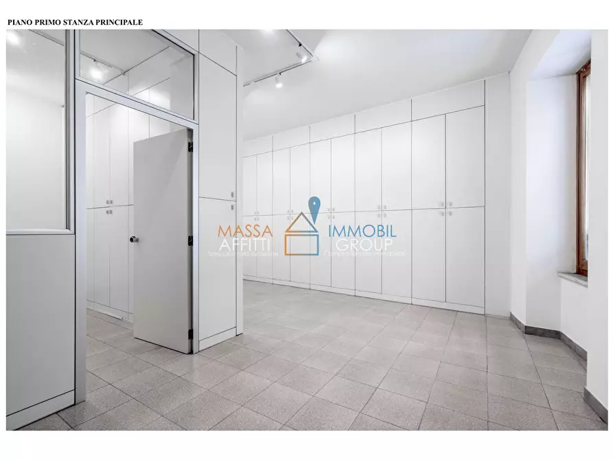 Immagine 7 di Palazzo in affitto  in Via Cairoli 30 a Massa