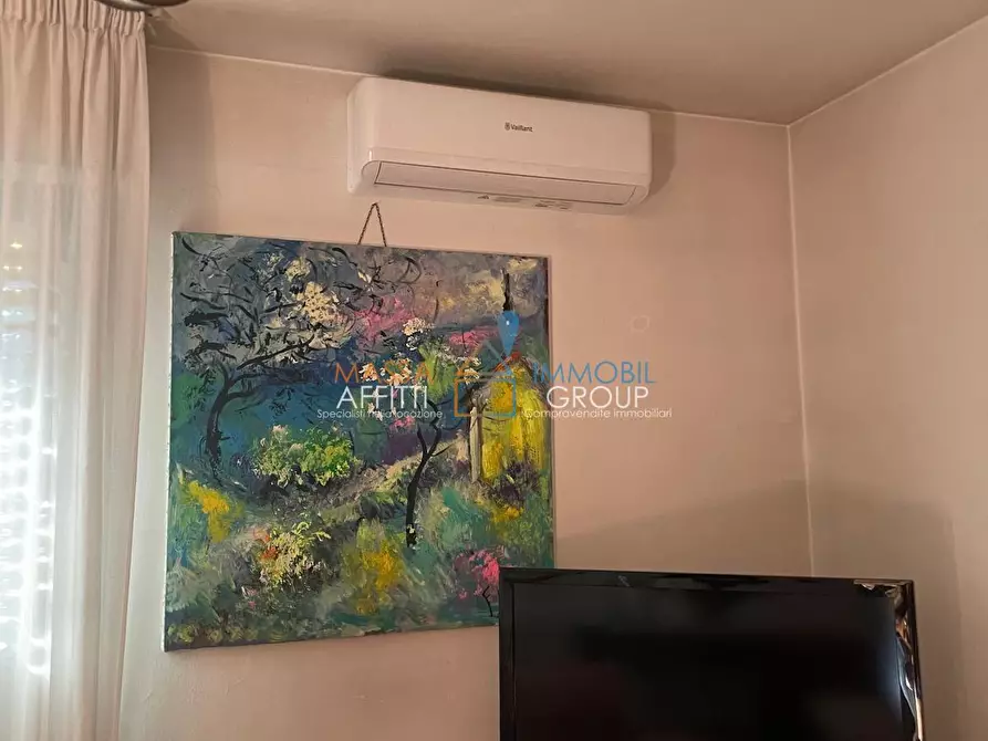 Immagine 3 di Pentalocale in vendita  in Via Don Giovanni Minzoni 7 a Carrara