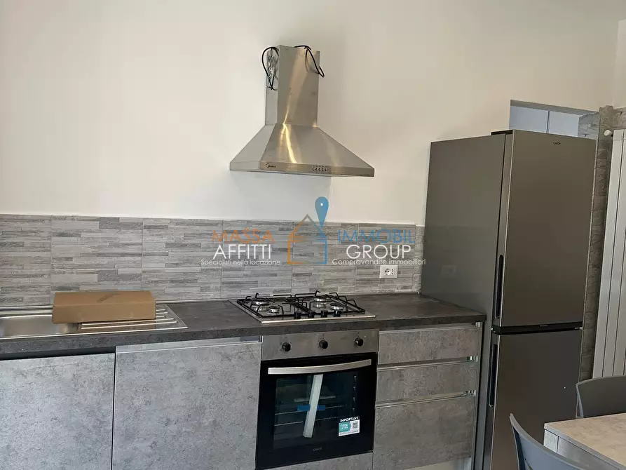 Immagine 1 di Trilocale in affitto  in Via Capitano Michele Fiorillo 15A a Carrara