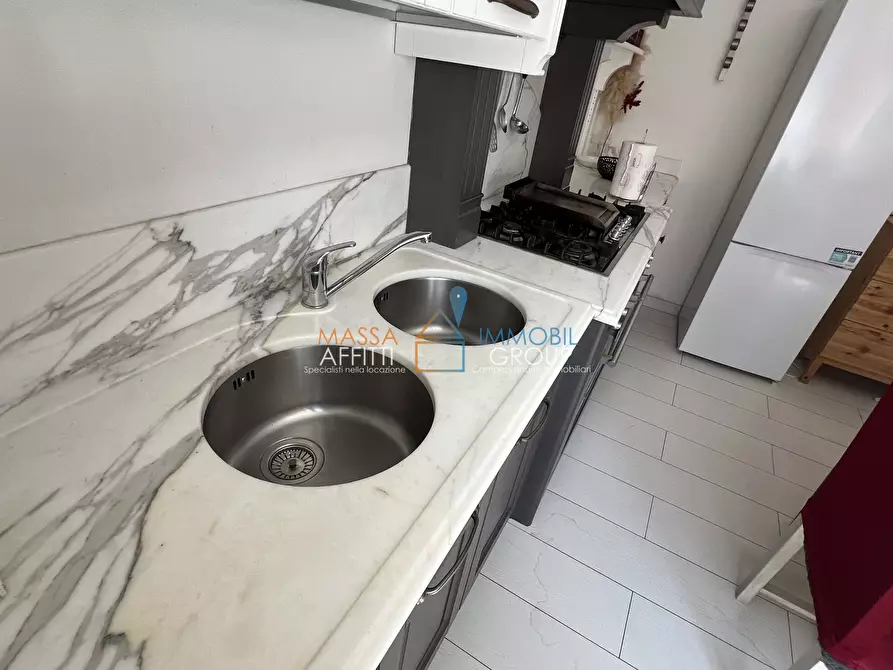 Immagine 13 di Pentalocale in vendita  in Vicolo Pietro Tacca 19 a Carrara