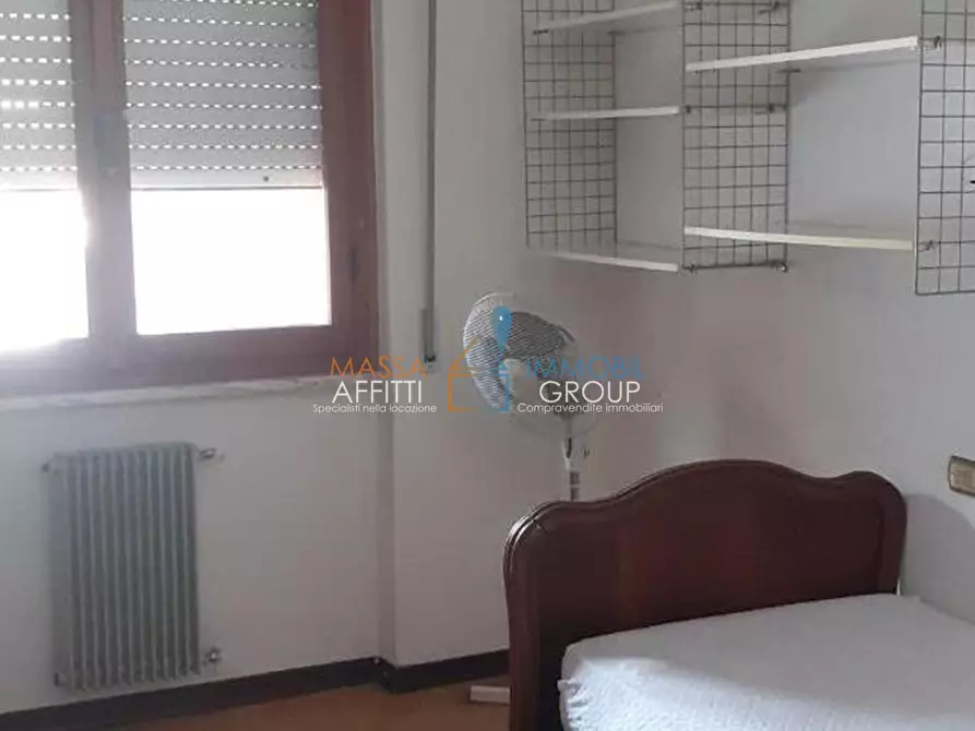 Immagine 12 di Appartamento in vendita  in Via Romana 50 a Massa