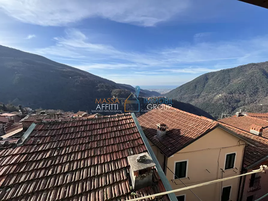 Immagine 12 di Terratetto in vendita  in Via dei Colli 141 a Massa