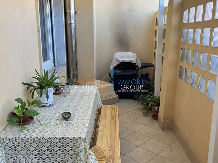 Immagine 8 di Quadrilocale in vendita  in Via Dante Alighieri 15 a Carrara