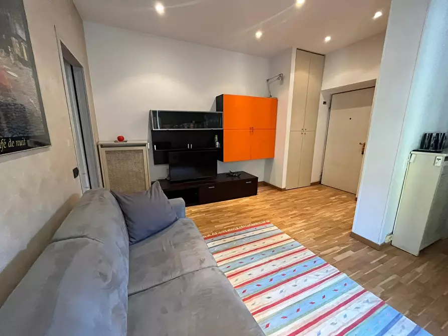 Immagine 11 di Bilocale in vendita  in via brioschi 90 a Milano