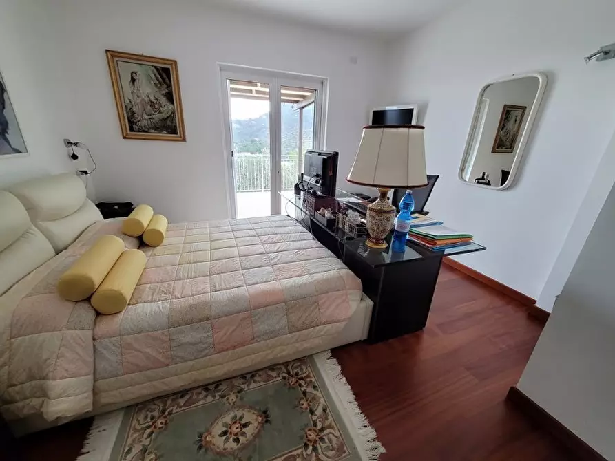 Immagine 35 di Villa in vendita  in via Neghelli 145 a Alassio