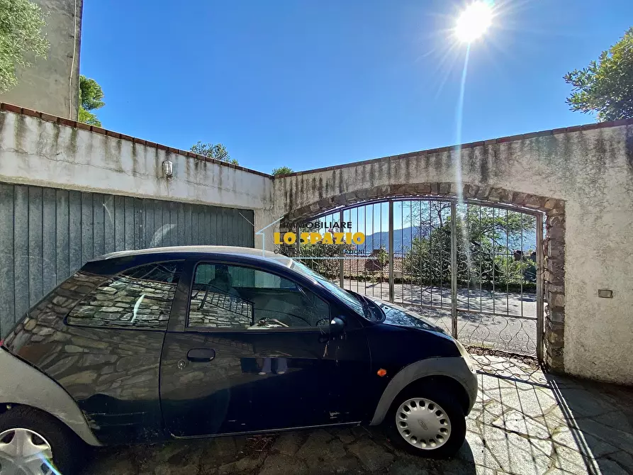 Immagine 51 di Villa in vendita  in via soprana 21 a Andora