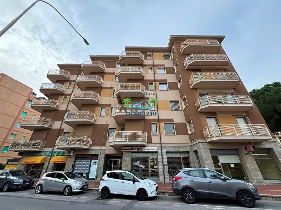 Immagine 20 di Trilocale in affitto  in via marco polo 7 a Andora