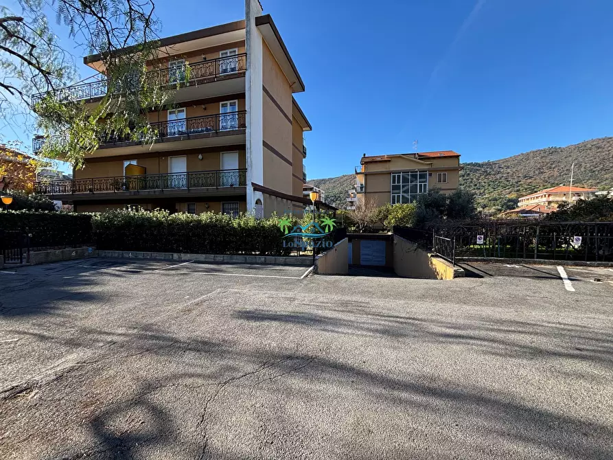 Immagine 28 di Bilocale in vendita  in via san lazzaro a Andora