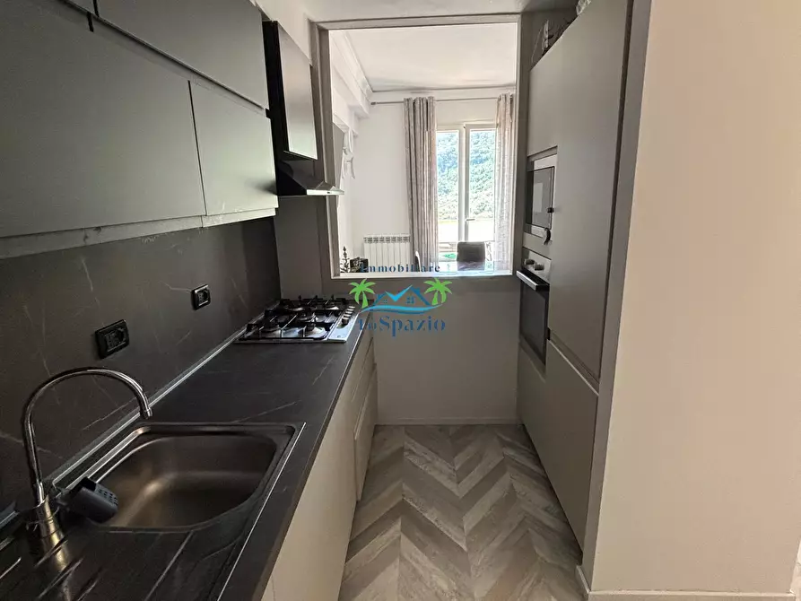 Immagine 10 di Trilocale in vendita  in strada della colla 50 a Andora