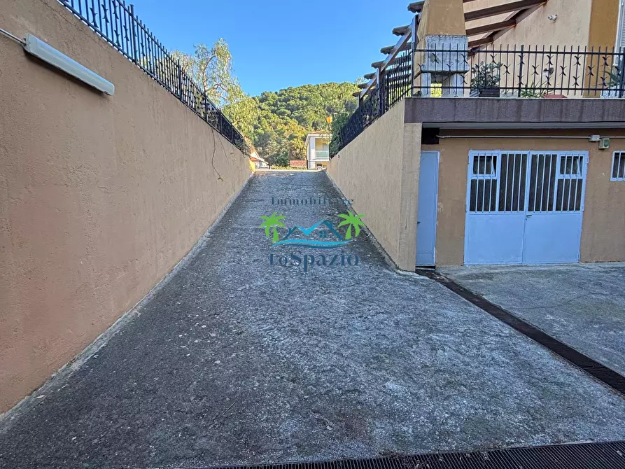 Immagine 27 di Bilocale in vendita  in via san lazzaro a Andora